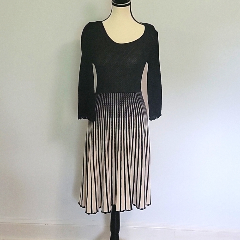 French Connection Sunrise Tellin Knit Dress